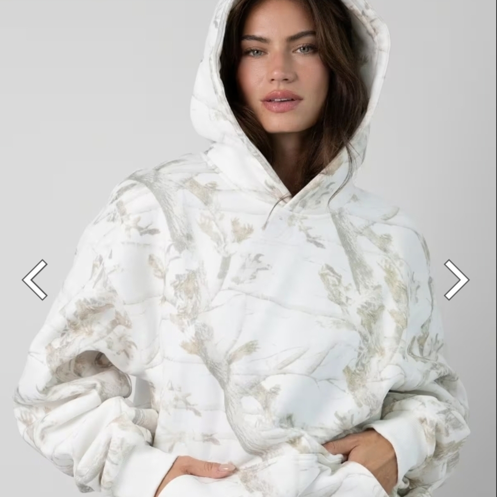Comfrt White Oak Camo Hoodie Medium